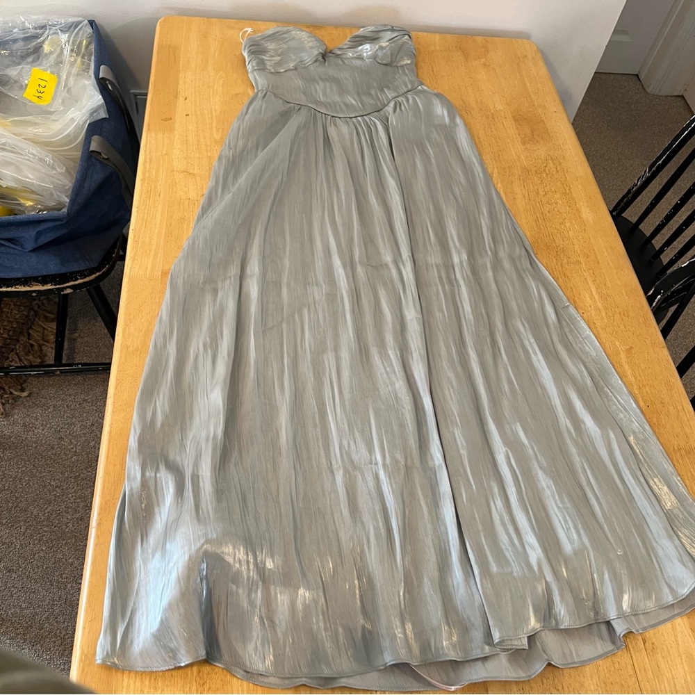Lulu's Kylin Sage satin basque waist maxi dress - Picture 5 of 14